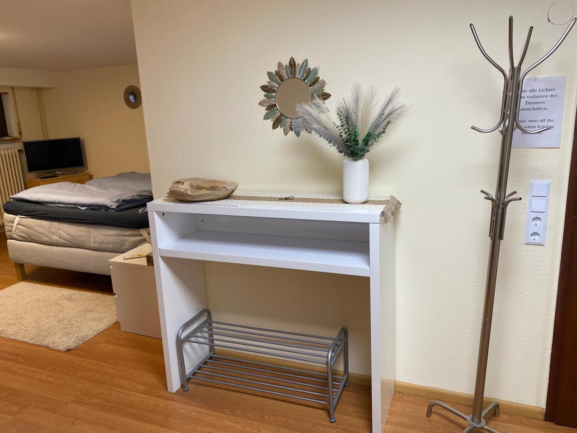 Ruhiges Privates In Freiburg, Zentrumsnah, Naehe Europapark Homestay *